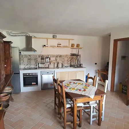 Ferienhaus Casa Campione - Intera Casa Vicino Al Centro *