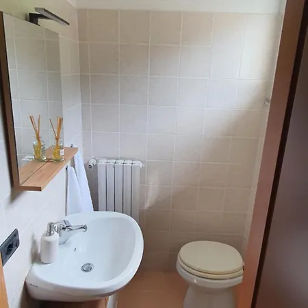 Casa Campione - Intera Casa Vicino Al Centro Hébergement de vacances